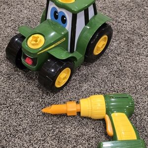 John Deere Green Tractor Toy Set